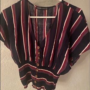 Abercrombie top, size small, perfect condition